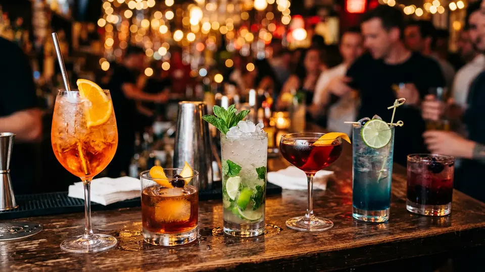 Featured image for What to Drink on a Diet at a Bar or Party Without Ruining Progress